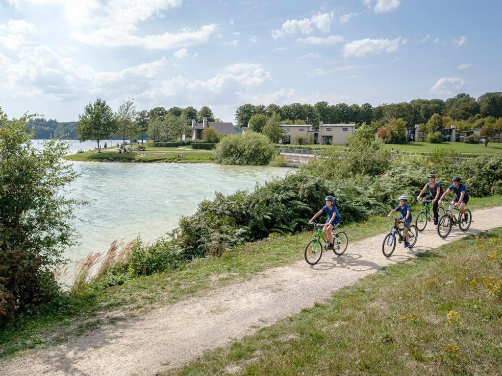 Landal Village L'Eau D'Heure Froidchapelle Exterior photo